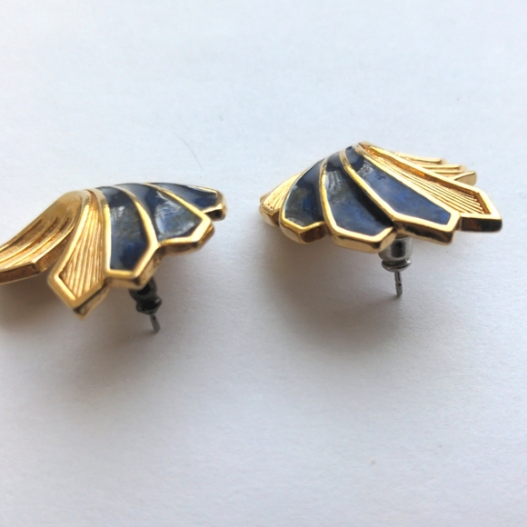 Vintage 80s Art Deco Swirl Fan Earrings Navy Blue Gold Enamel Pierced - Picture 3 of 3